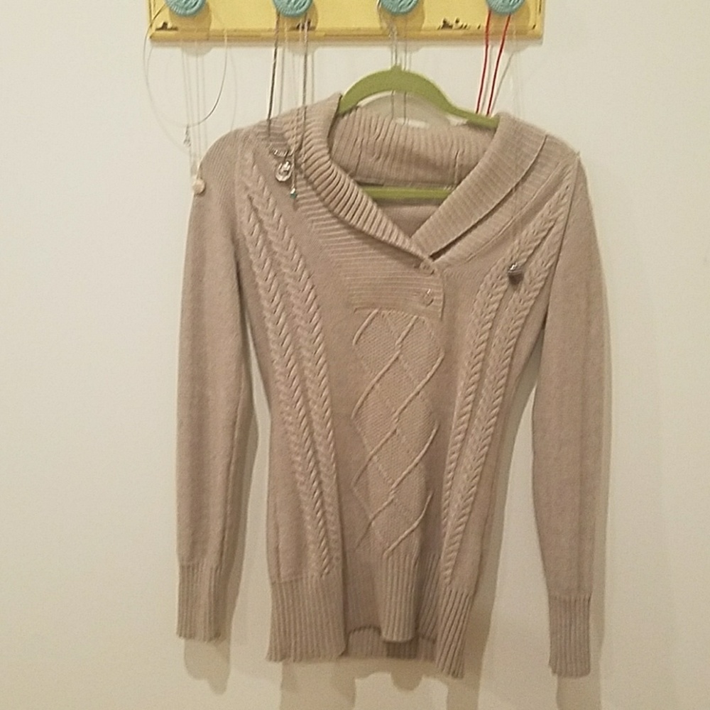 Guess cable knit sweater